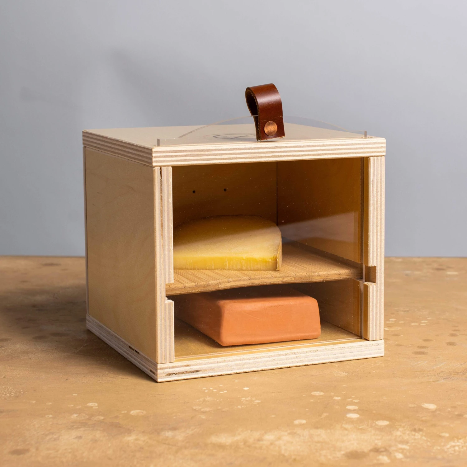 Cheese Grotto Piatto 4 Cheese Grotto Piatto - Image 2