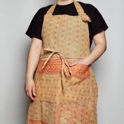 J. Catma Upcycled Kantha Apron — Coral Colorway 7 J. Catma Upcycled Kantha Apron — Coral Colorway -Food Sale Stores j catma upcycled kantha apron coral colorway housewares j catma 840796