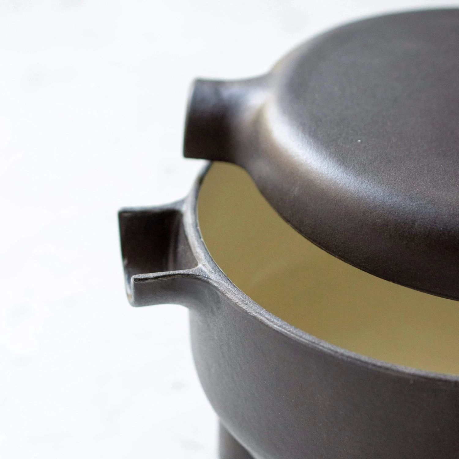 JIA Inc. Cast Iron Ding Casserole 5 JIA Inc. Cast Iron Ding Casserole - Image 3