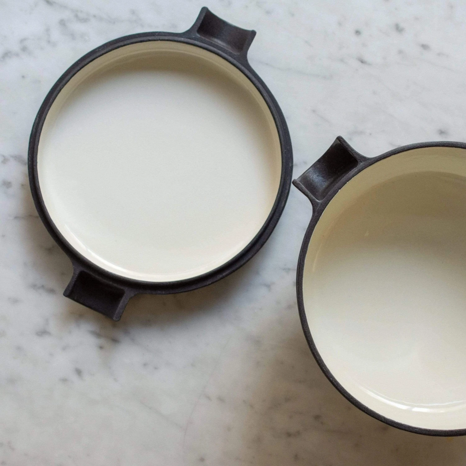 JIA Inc. Cast Iron Ding Casserole 7 JIA Inc. Cast Iron Ding Casserole - Image 5