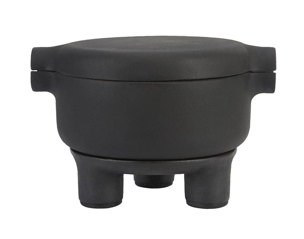 JIA Inc. Cast Iron Ding Casserole 3 JIA Inc. Cast Iron Ding Casserole