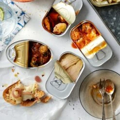 Jose Gourmet Cod In Olive Oil And Garlic -Food Sale Stores jose gourmet cod in olive oil and garlic canned seafood a priori distribution 700247