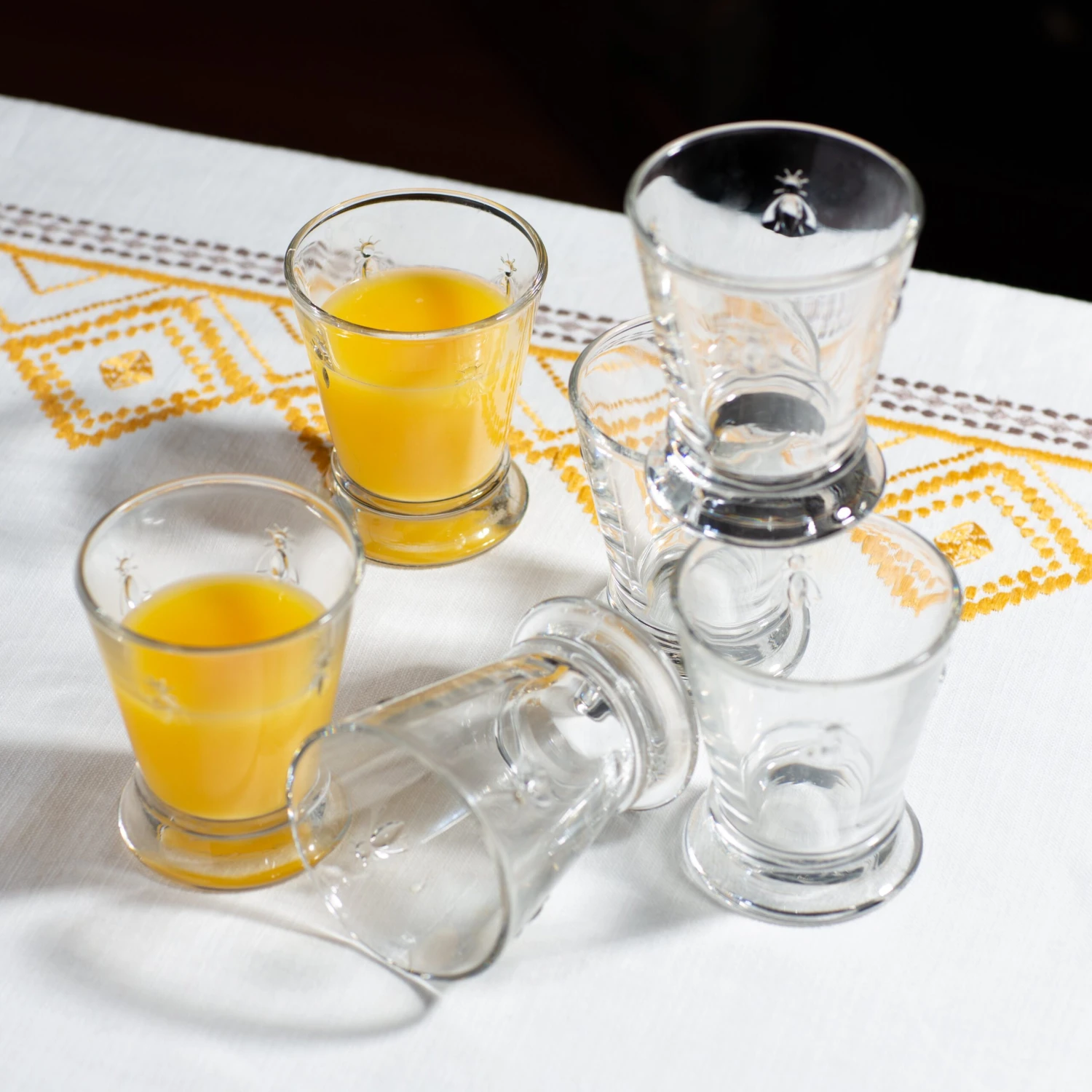 La Rochère Bee Tumbler — Set Of 6 4 La Rochère Bee Tumbler — Set Of 6 - Image 2