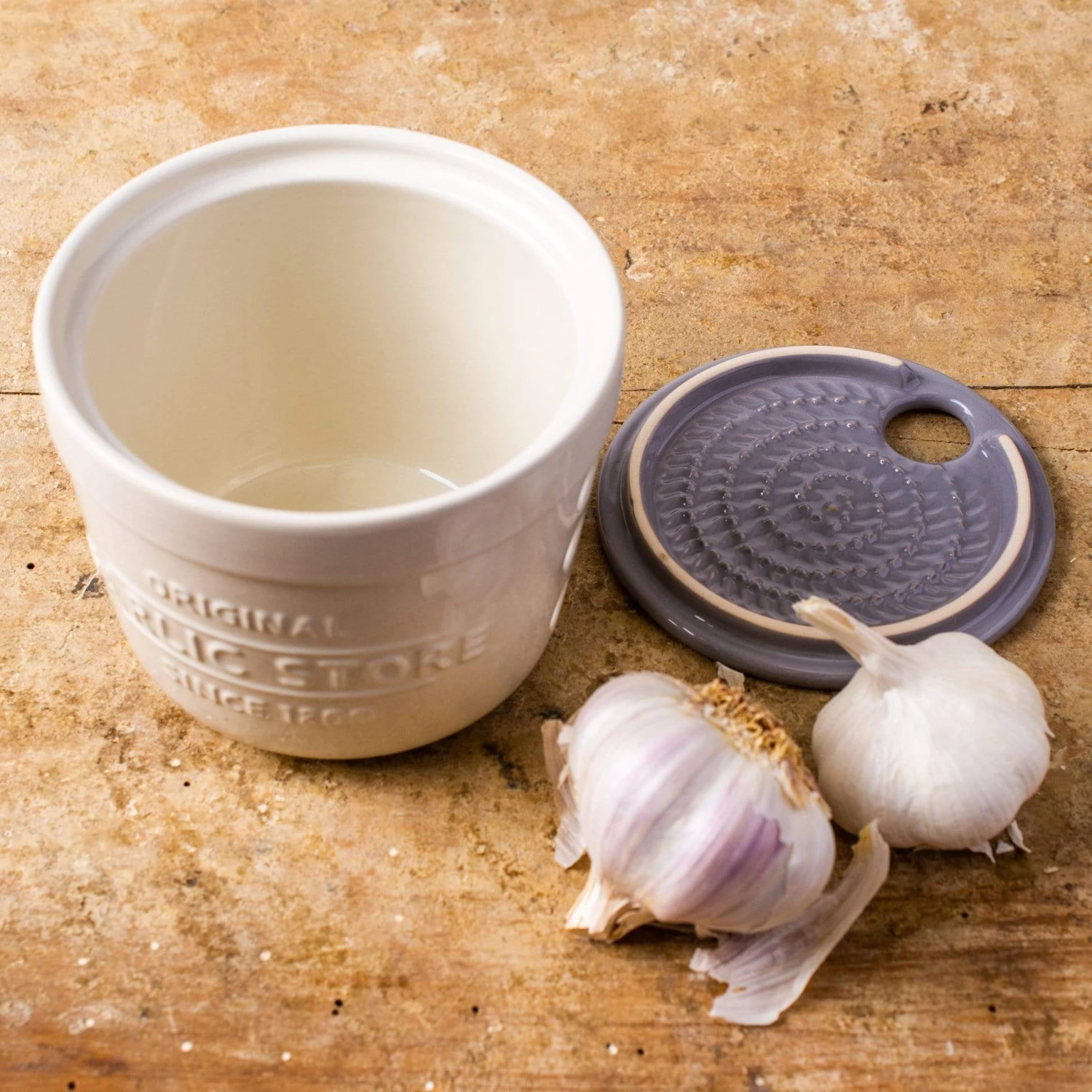 Mason Cash Garlic Store And Grater 5 Mason Cash Garlic Store And Grater - Image 3