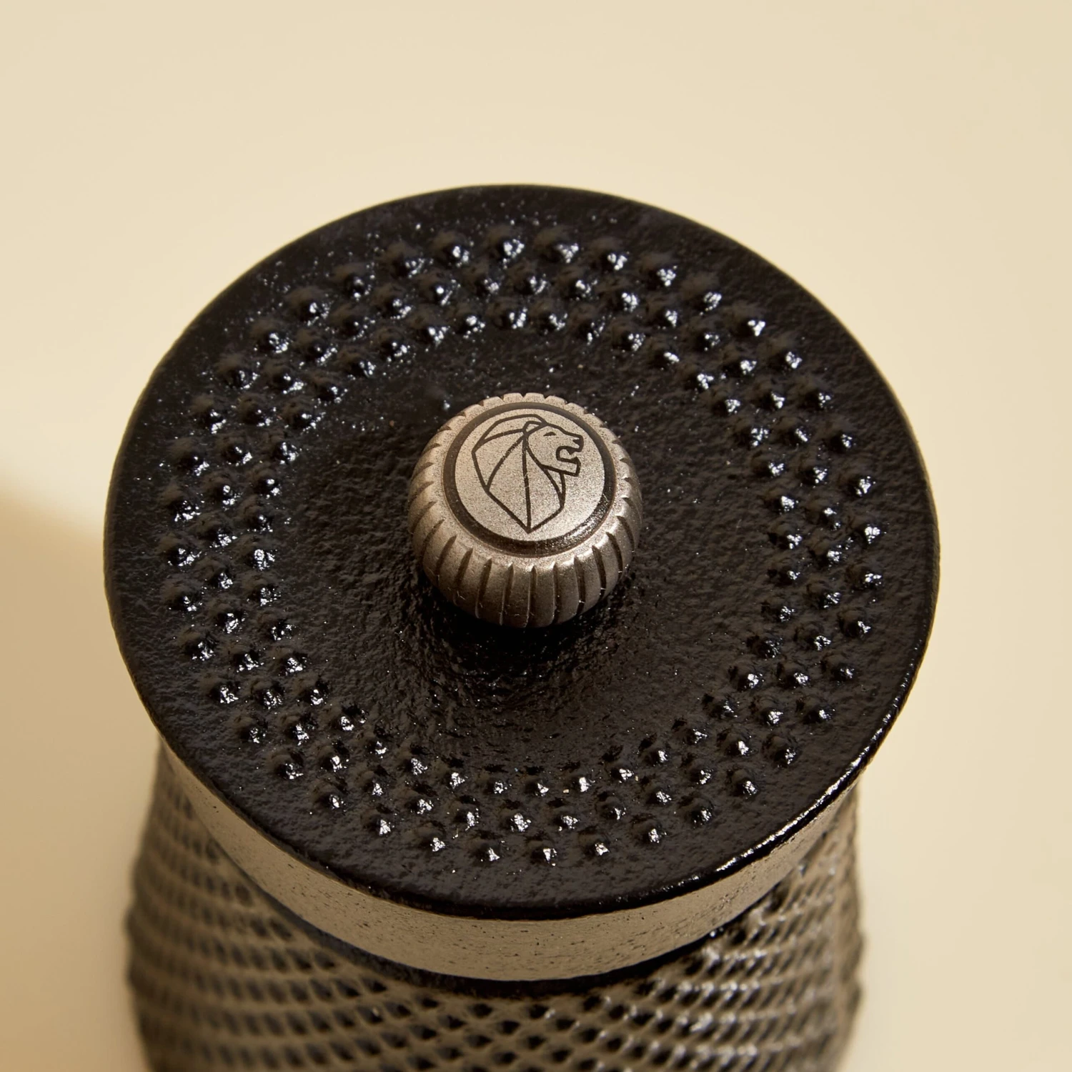 Peugeot Bali Cast Iron Pepper Mill 5 Peugeot Bali Cast Iron Pepper Mill - Image 3