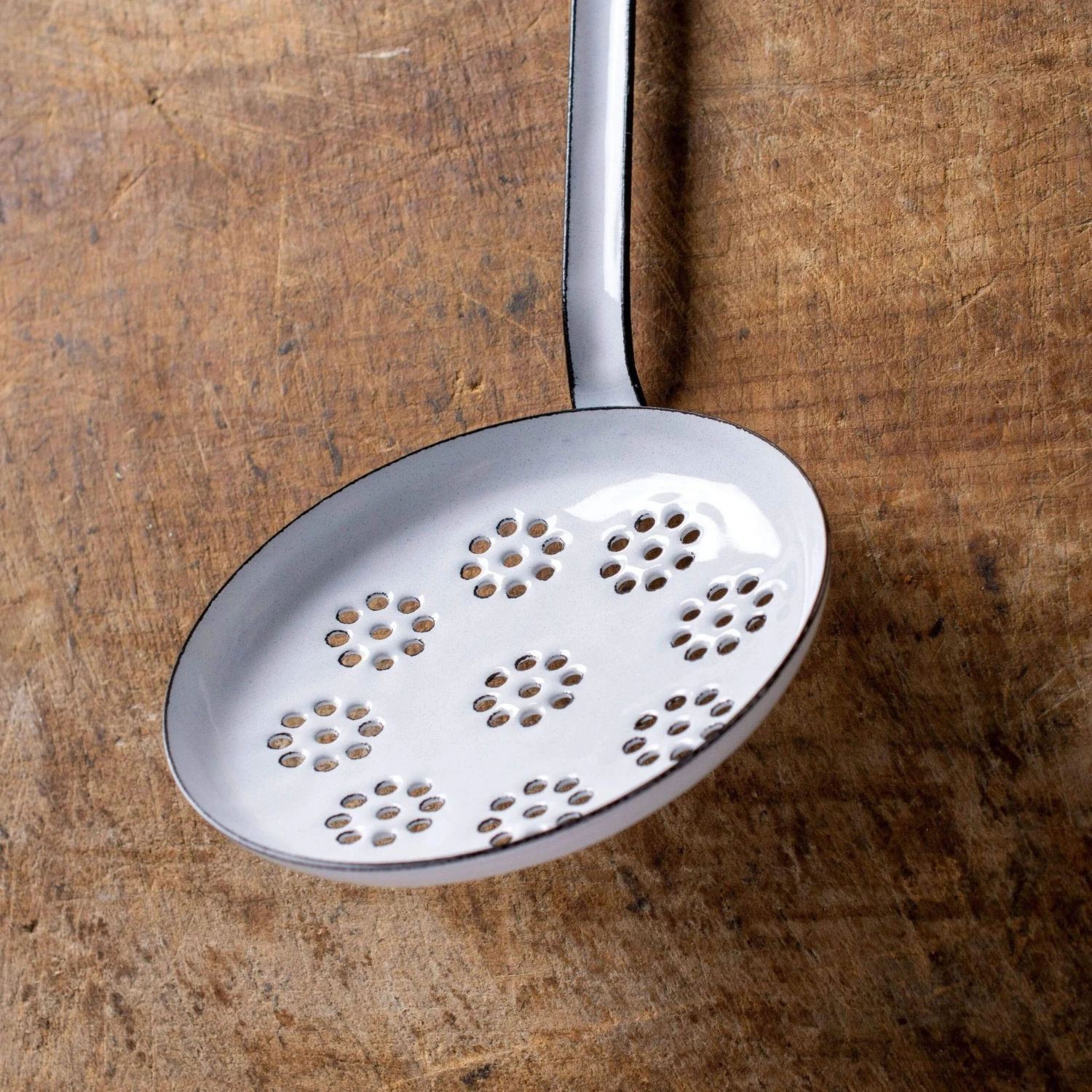 Riess Enamelware Skimmer 4 Riess Enamelware Skimmer - Image 2