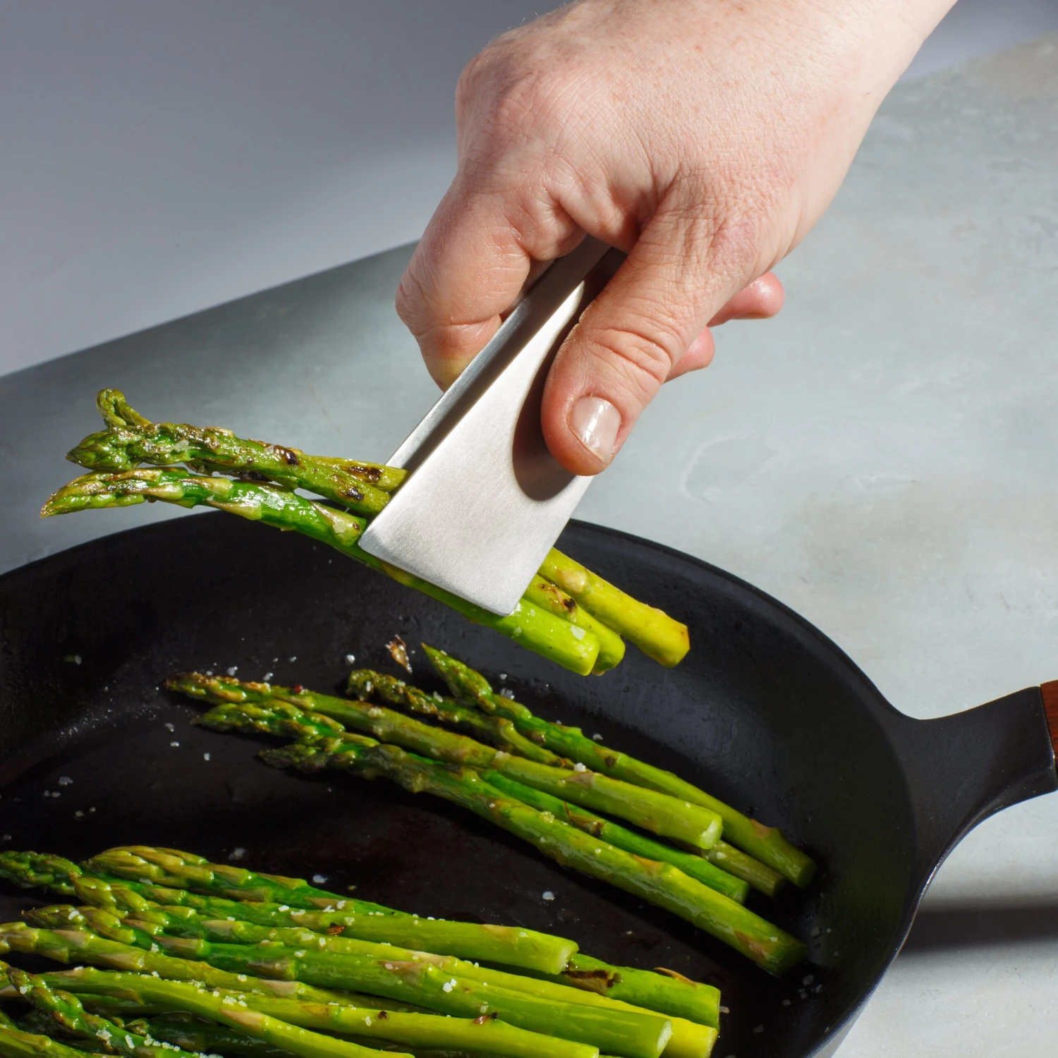 Yoshikawa Tsukam Tongs 5 Yoshikawa Tsukam Tongs - Image 3